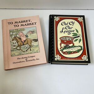 LOT OF TWO VINTAGE JUNIOR LEAGUE SOUTHERN COOKBOOKS‎